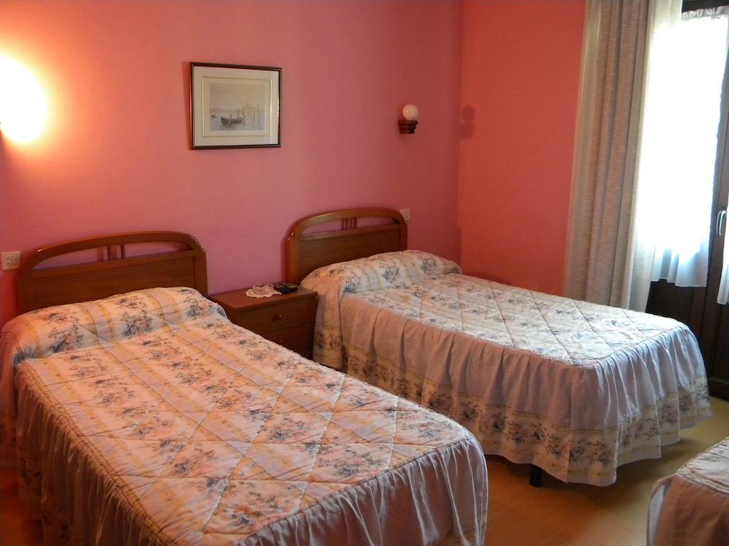 Hotel Solymar Bricia Room photo